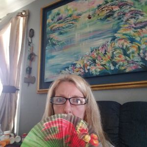 Meet your Posher, Sharon